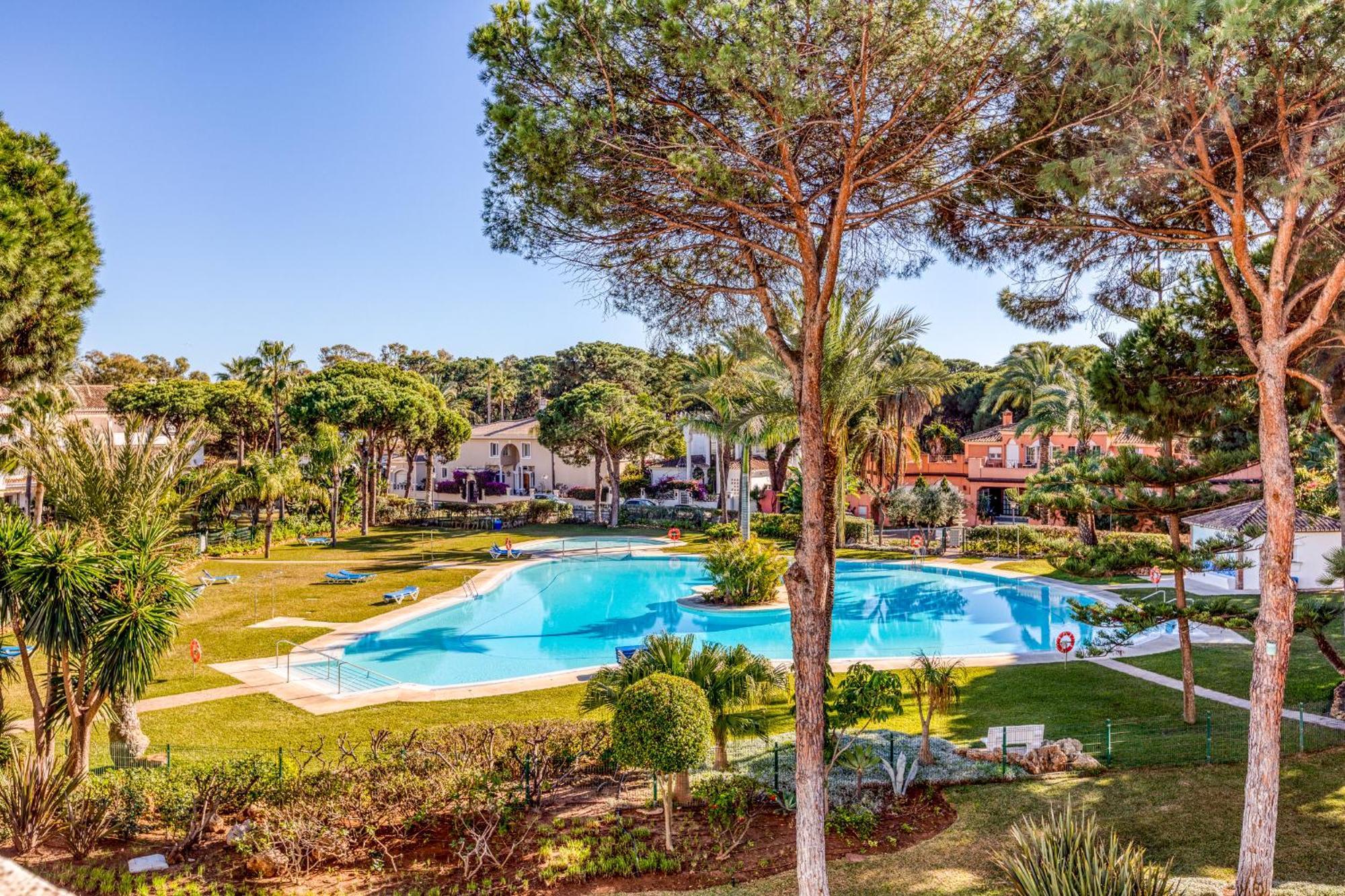 Life El Presidente Penthouse Pool View Διαμέρισμα Εστεπόνα Εξωτερικό φωτογραφία